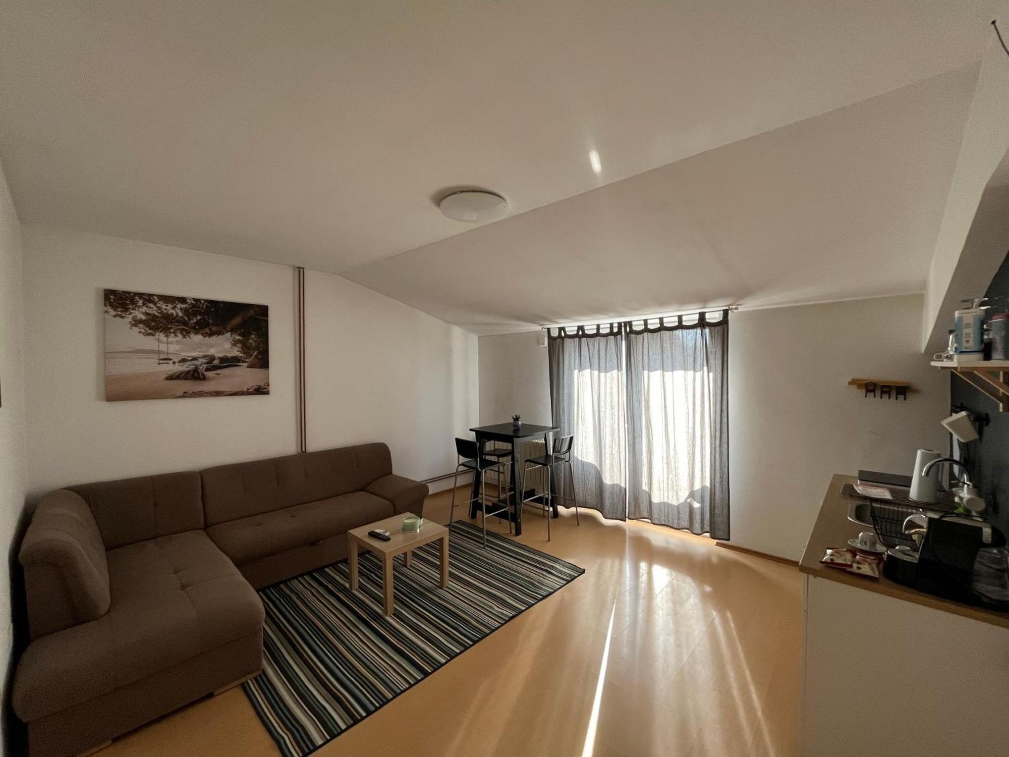 זאגרב Apartmani Vacanza מראה חיצוני תמונה