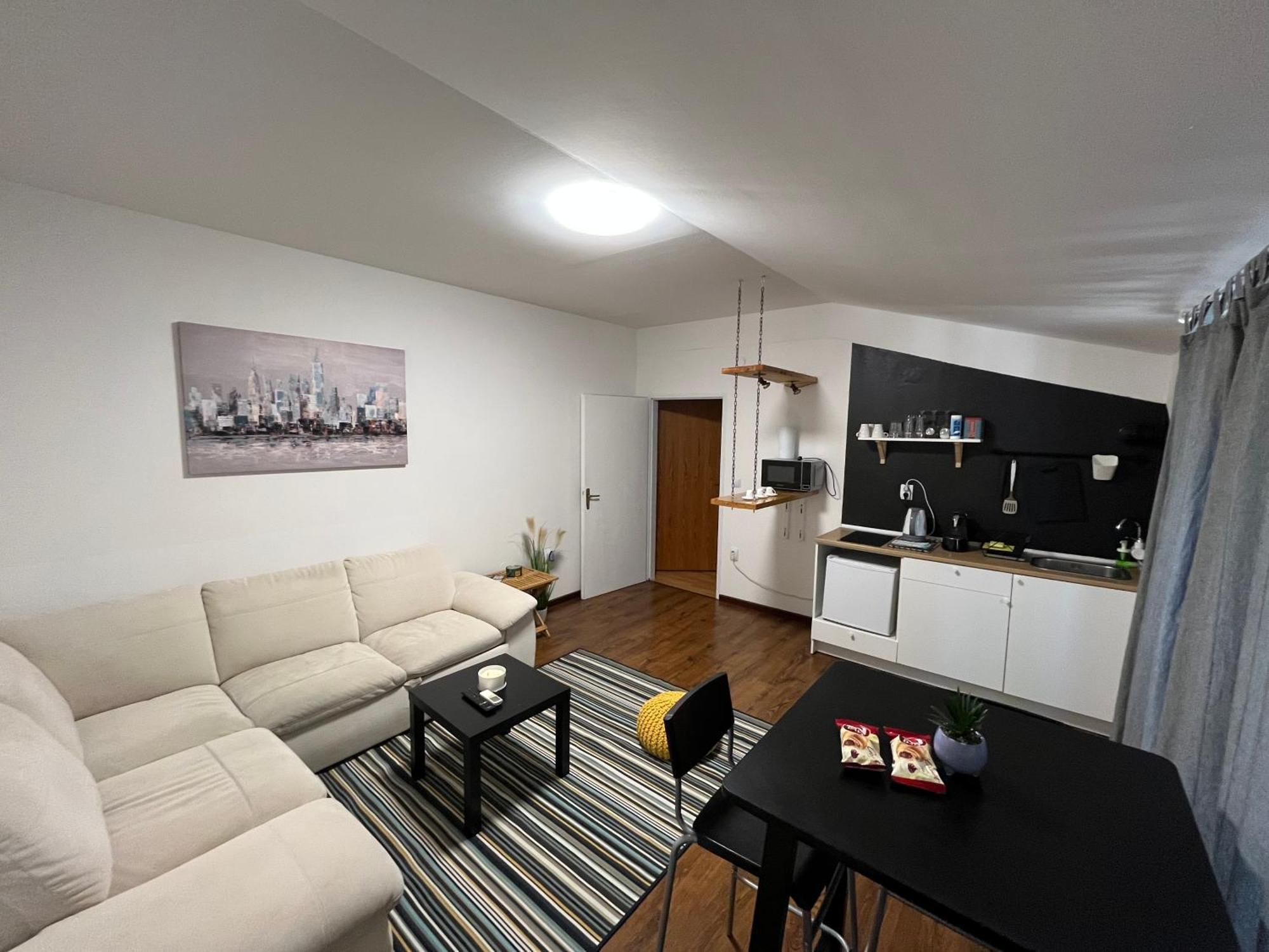זאגרב Apartmani Vacanza מראה חיצוני תמונה