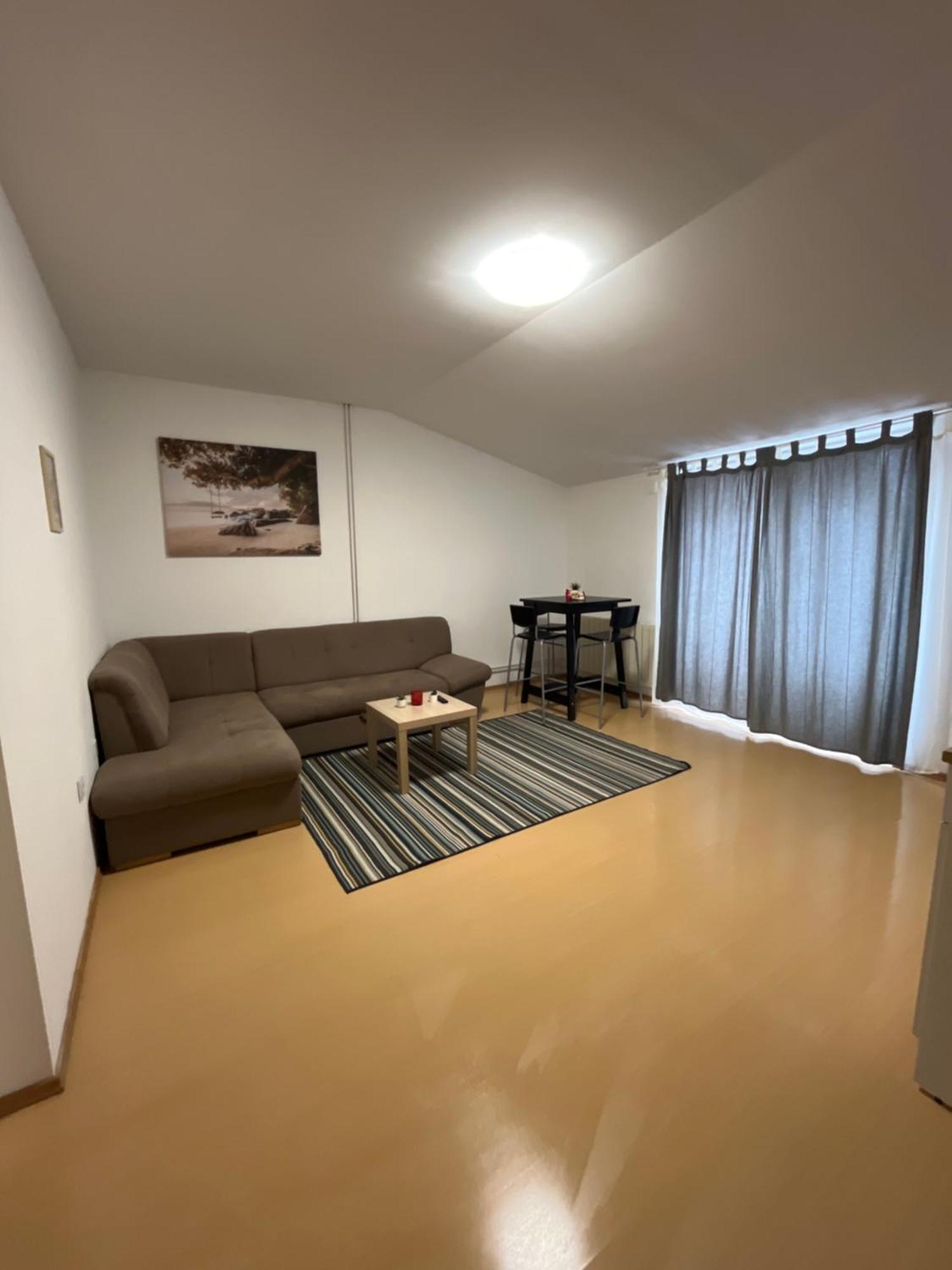 זאגרב Apartmani Vacanza מראה חיצוני תמונה