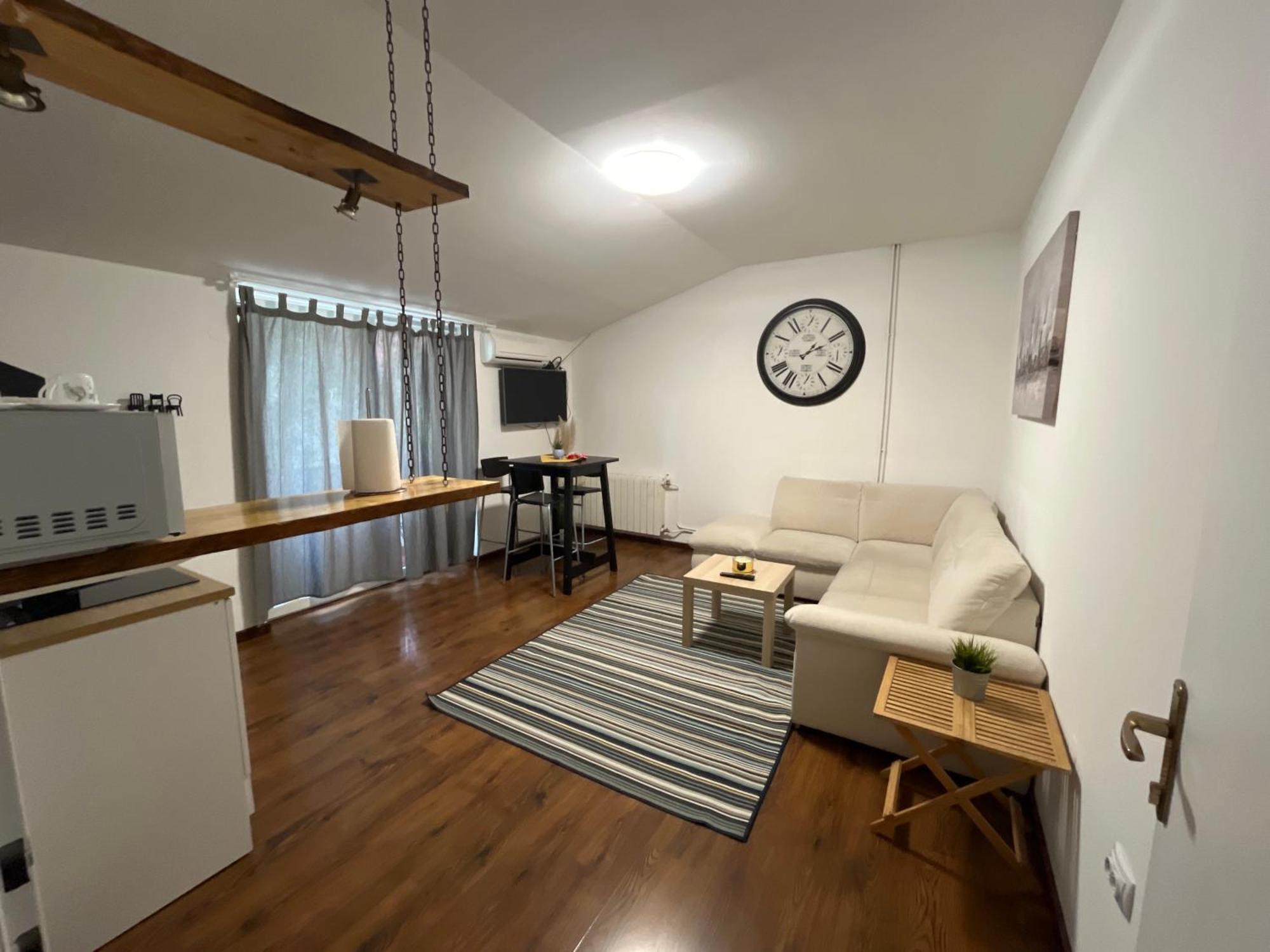 זאגרב Apartmani Vacanza מראה חיצוני תמונה