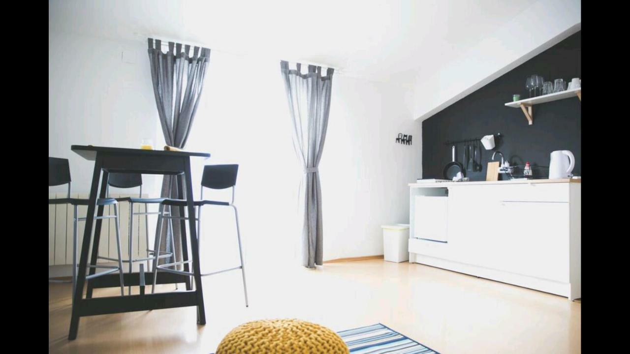 זאגרב Apartmani Vacanza מראה חיצוני תמונה