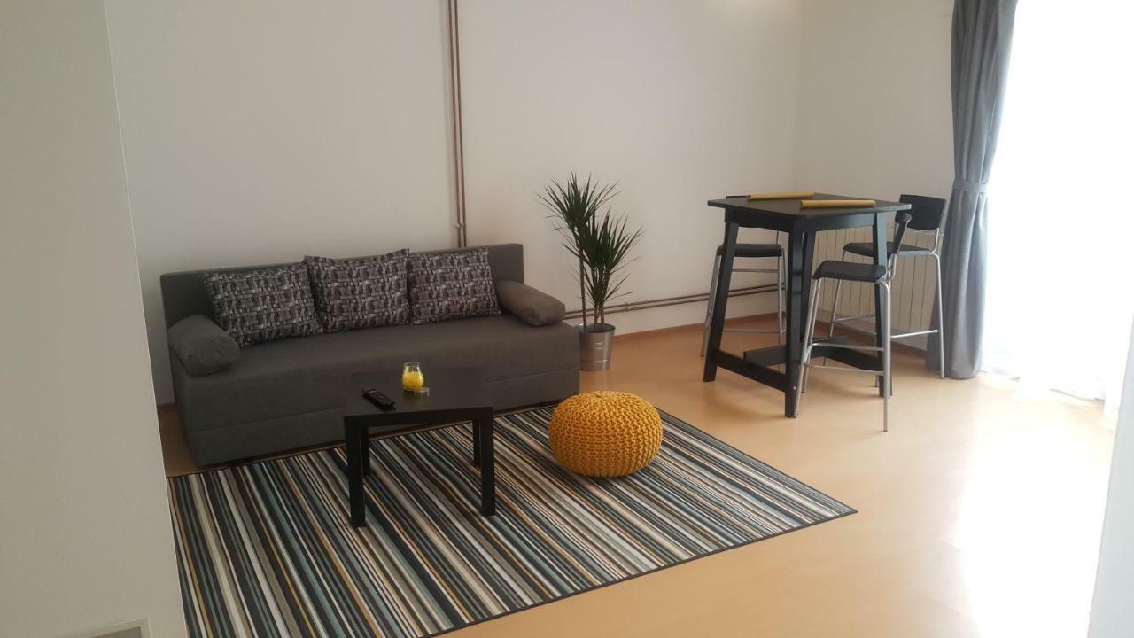 זאגרב Apartmani Vacanza מראה חיצוני תמונה